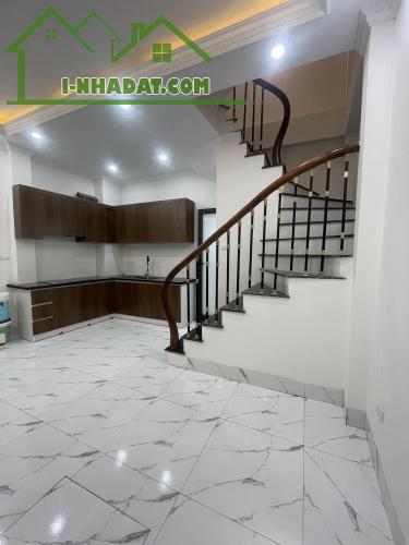 🏠 Tương Mai lô góc 6 tầng, công năng 3 ngủ, 15m ra ô tô tránh, cực hiếm, hơn 5 tỷ rưỡi - 3