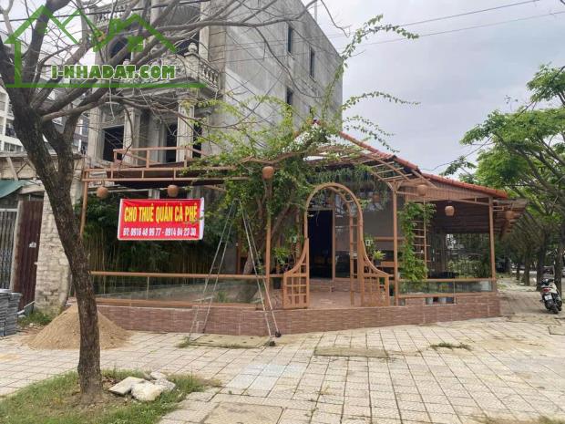 Cho thuê quán Cafe 2 mặt tiền ngay trục đường Vũ Thắng, P. Xuân Phú, TP. Huế