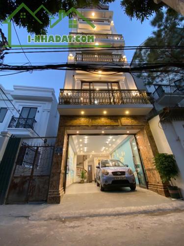 Bán nhà Ngô Gia Tự 6 tầng,50m,mt4.3m oto vào nhà,lô góc giá 13 tỷ