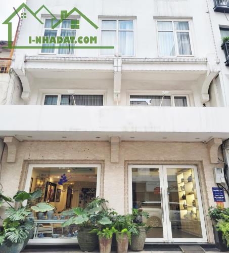 Bán Nhà Mặt Phố Đào Tấn, Ba Đình DT 156m2, 8T, MT 7m, Giá Cực Rẻ