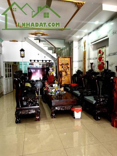 BÁN NHÀ MT đường NGUYỄN THỊ BÚP kinh doanh sầm uất- 5m X 21m - nhỉnh 13 tỷ - 1