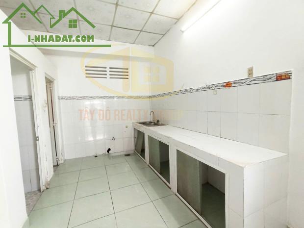 CHO THUÊ NHÀ HẺM 127 VÕ VĂN KIỆT 120m2 2pn nhà rộng thoáng giá 4tr/tháng - 3