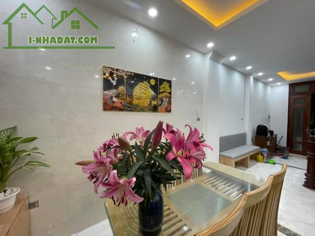 Nhà đẹp Lê Văn Hiến phân lô ô tô đỗ cửa, kinh doanh, 30m ra phố sầm uất 60mx5t  nhỉnh 9 tỷ - 3