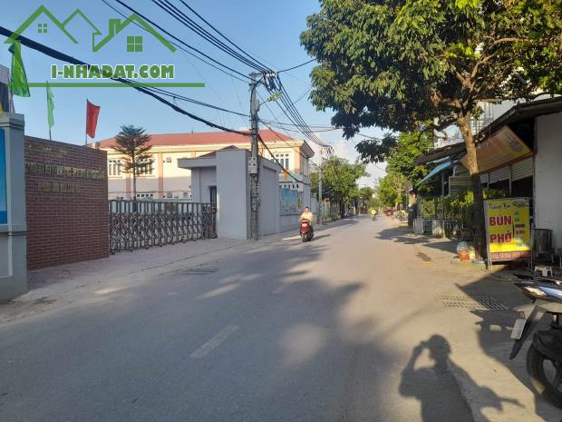 ĐẤT YÊN NGHĨA ÔTÔ ĐỖ CỬA GẦN TRƯỜNG HỌC 42M 2.35TỶ