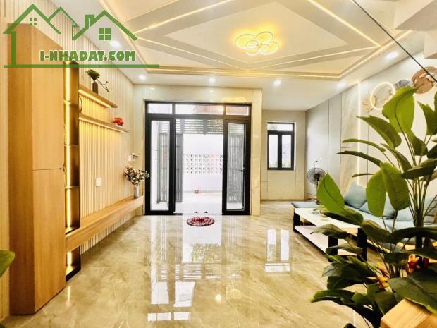 Bán gấp nhà 2 lầu ở Đường 182, Phường Tăng Nhơn Phú A, Quận 9. Giá 2tỷ250TL, Tặng nội thất - 3