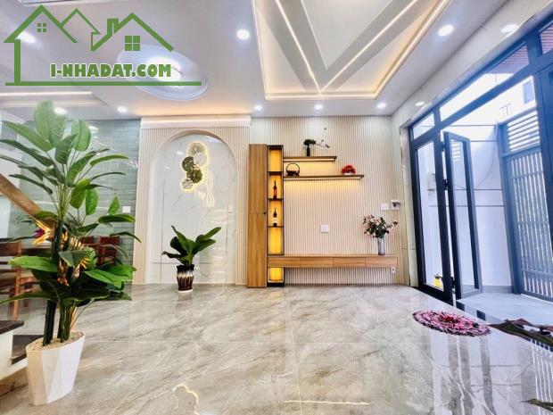Bán gấp nhà 2 lầu ở Đường 182, Phường Tăng Nhơn Phú A, Quận 9. Giá 2tỷ250TL, Tặng nội thất - 1