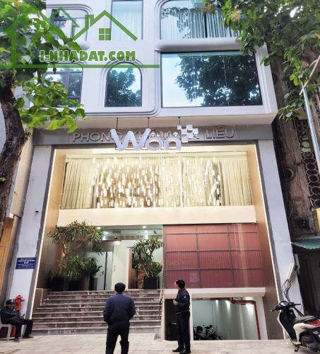 Bán Nhà Mặt Phố Nguyễn Lương Bằng, Đống Đa DT 185m2 x 13T, MT 8m, Giá Rẻ.