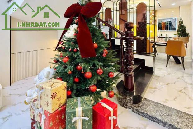 Bán nhà Nguyễn Văn Khối Phường 9, Xe hơi, 4 Tầng 38.5 m² 4 phòng ngủ - Giá 5.85 tỷ TL - 3
