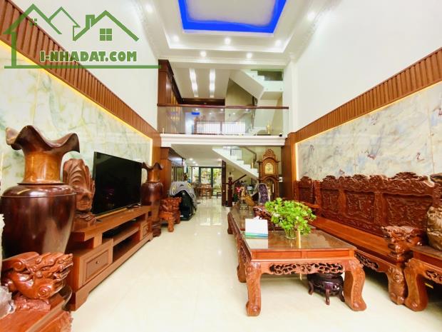 Bán gấp🏡🏡 Đẹp, hẻm thông tải⛔️ Tặng Full Nội Thất - 4