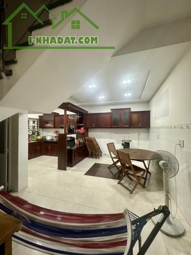 BÁN BIỆT THỰ Mini Mã Lò, Bình Tân 4 tầng 136m2 (8x17). Biệt thự đẹp ở ngay. Giá chỉ 9,9 tỷ - 1