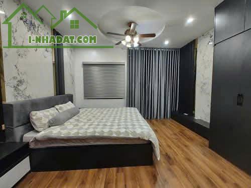 Giảm chào nhà Nguyễn Cao. Hai Bà Trưng -  42m² chỉ  còn12,68 tỷ, 5 tàng, thang máy.