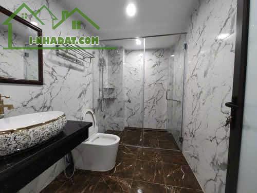 Giảm chào nhà Nguyễn Cao. Hai Bà Trưng -  42m² chỉ  còn12,68 tỷ, 5 tàng, thang máy. - 3