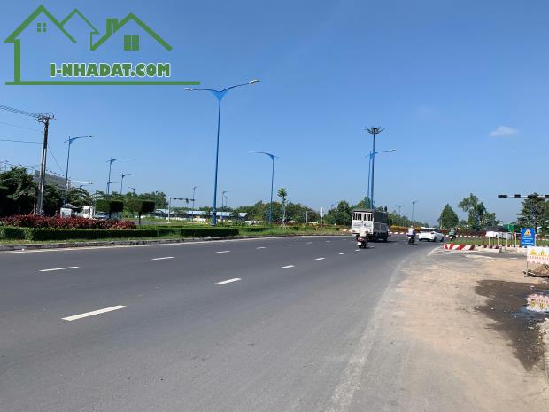 Đất rộng tiềm năng mặt tiền lộ 40m đối diện siêu thị Aeon Mall Võ Văn Kiệt, Cần Thơ - 4