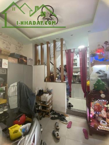 Nhà bán Quận 7. Đường Nguyễn Thị Thập. 5,5x26m. 2 tầng. Chỉ 11 tỷ 5. Thích hợp xây CHDV