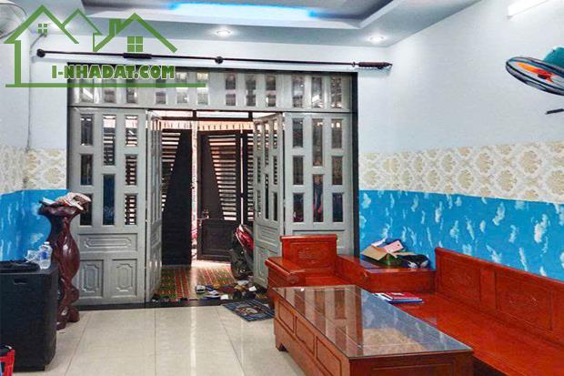 Bán nhà Hẻm Xe hơi, Quang Trung Phường 8, 4m x 15m vuông vức 4 Tầng - Giá 6.7 tỷ TL