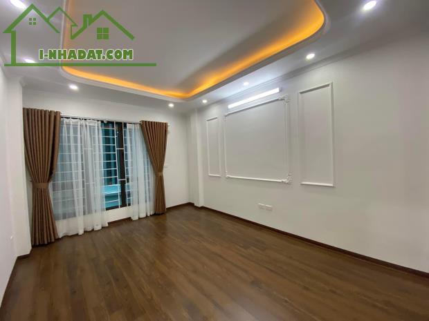 Bán nhà phố Tây Sơn - Ngã Tư Sở, quận Đống Đa 35m2, 6 tầng, thang máy, giá 7.9 tỷ - 3