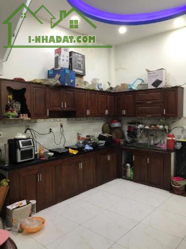 NHÀ ĐẸP 4 TẦNG HƯƠNG LỘ 3 GẦN KÊNH 19/5 - 61M2(4.1x15) - HẺM XE HƠI THÔNG. CHỈ NHỈNH 6 TỶ - 1