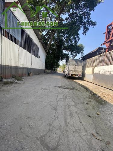 Cho thuê kho 200m2 Liên Ninh, Thanh Trì (Kho mặt đường, ô tô đỗ cửa) Giá 10 triệu/tháng. - 4