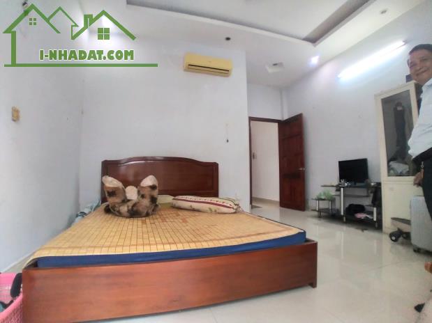 🍁 Nhà Quận Tân Bình - 🚖 Đường Ôtô Tránh - Một Đời Chủ - 54m² - 🏘 4 Tầng Ở Ngay - 8.x tỷ - 5