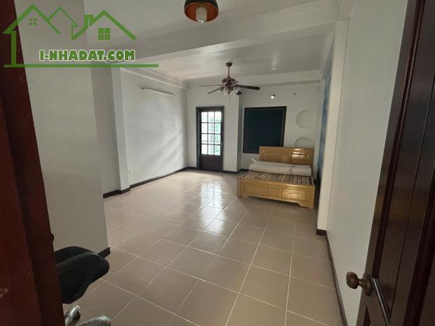 ✨🏡✨ Cần bán Nhà Phố Hẻm xe hơi , đường Phạm Văn Hai, P.03, Tân Bình - 3