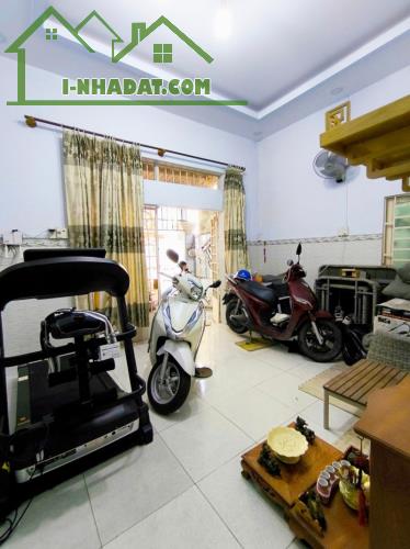 Nhà ngay Mặt tiền 5x19, đường thông kinh doanh,92m2 full thổ Hiệp Phú, Thủ Đức - 1