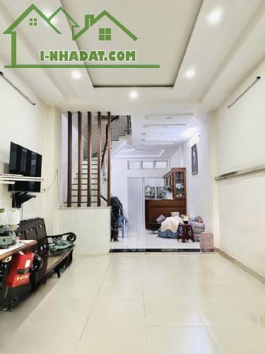 5 Tỷ 25 - NHÀ 4 TẦNG- 64m2-ĐÌNH PHONG PHÚ, TNP B, Q.9