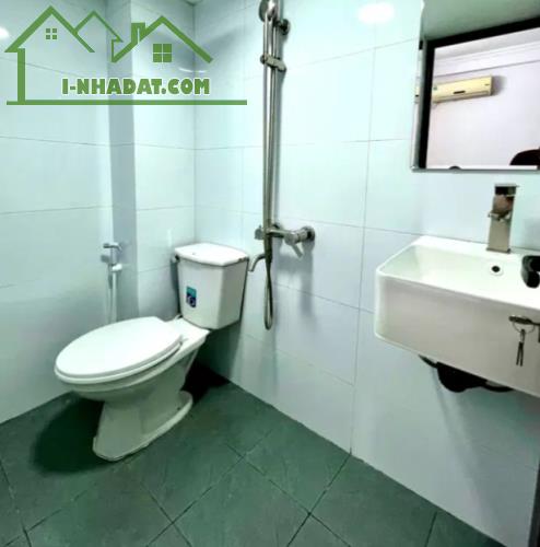 Chính chủ cần bán căn 20m2, 4 tầng, sổ riêng, hót hít Hai Bà Trưng nhỉnh 3 tỷ - 3