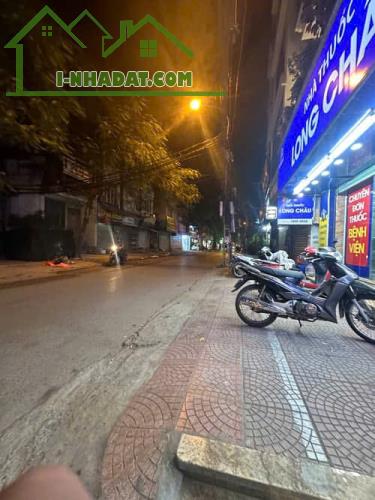 Bán nhà Hoàng Hoa Thám 42m 4 tầng ô tô đỗ cửa ngõ thông giá 6.8 tỷ - 3