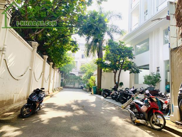 Bán Đất Xây Biệt Thự Khu Compound Đường Trần Não,Bình An,Q2 DT:353m2(13mx27m) Giá 155Tr/m2 - 2