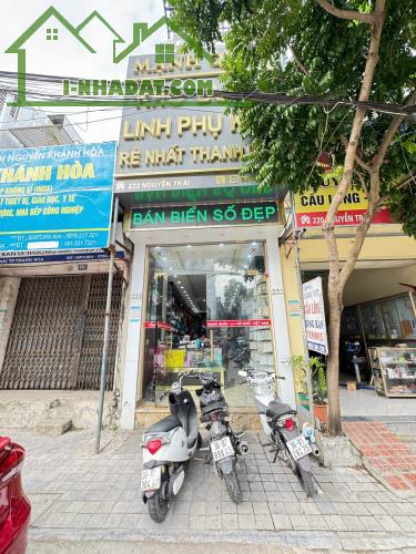 Bán Nhà 222 Nguyễn Trãi, gần ngã tư sầm uất Nguyễn Trãi - Hạc Thành - Phan Bội Châu. Trung