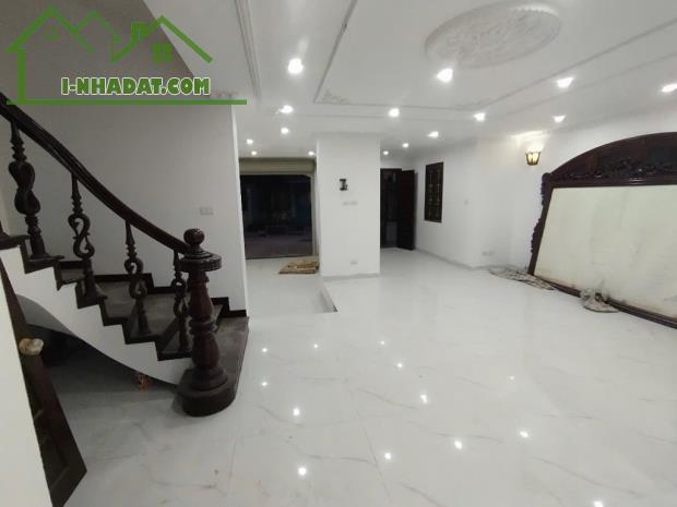 Biệt Thự KĐT Đại Kim HOÀNG MAI 4*120M2 👉 VỈA HÈ Ô TÔ TRÁNH ĐỖ VÀO NHÀ - NHÀ CỰC VƯỢNG KHÍ - 1