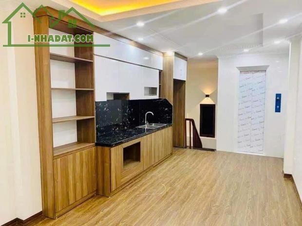 🏠 CCMN NGÕ 136 TRUNG LIỆT - 40M², 7 TẦNG, THU 75TR/TH - GIÁ 10.8 TỶ 📞 HẰNG mini - 2