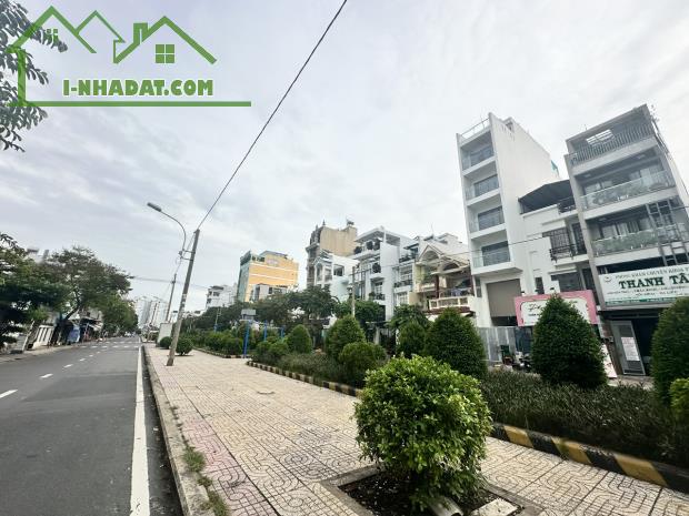 Bán nhà MT Hiền Vương , Tân Phú - DT : 4.6x20m - Đúc 3 Tấm - Giá : 12.9 tỷ TL