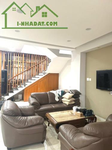 **Bán nhà khu K300 Tân Bình** MT trục Nguyễn Minh Hoàng; 4,5x30, 3 lầu