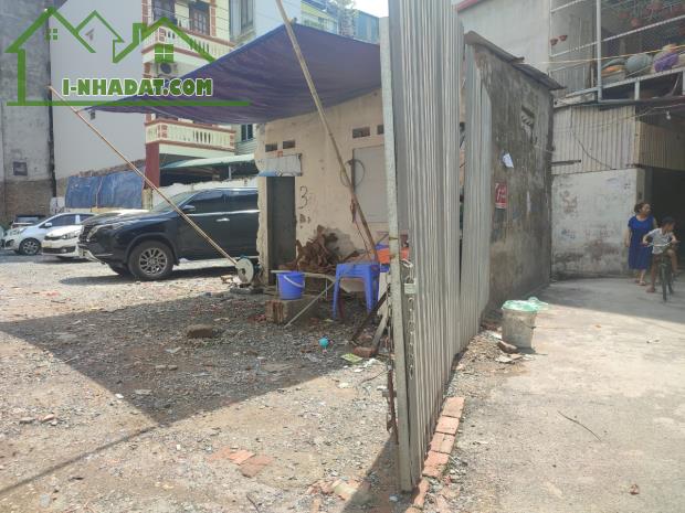 BÁN GẤP 182m2 ĐẤT ĐỒNG ME, KHUÂN ĐẤT 12X15M, LÔ GÓC, NGÕ THÔNG Ô TÔ TRÁNH, KD SẦM UẤT, 54 - 2