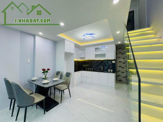 Nhà 2 tầng hiện đại sát chợ Hoà Khánh 80m² giá chỉ nhỉnh 2 tỷ - 0338126995 - 2