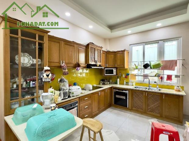 BÁN NHÀ, MẶT TIỀN CƯ XÁ ĐỒNG TIẾN, THÀNH THÁI, PHƯỜNG 14, QUẬN 10, 80M2 CHỈ 16 TỶ - 4