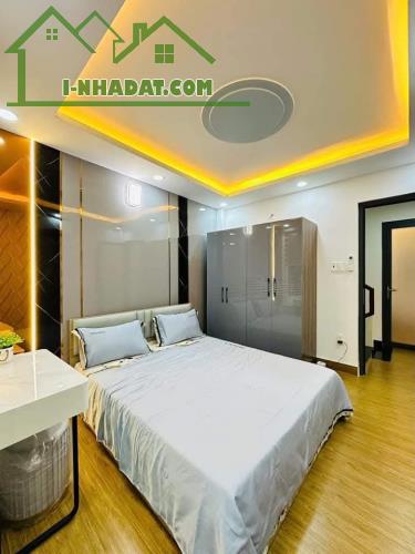 Nhà Mới Xây, Hoàn Công Đường Quang Trung 42m2 5PN, 4 Lầu Sân Thượng - 1