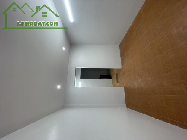 Hiếm, Bán nhà đẹp Ngọc Thuỵ - Long Biên - Ô tô Tránh - Gần chợ, công viên, 40m2,5 tầng - 3