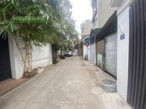 Rẻ nhất ngọc thụy long biên 95m, 5 tầng, gara oto, mặt tiền 5.2m. 16 tỷ có TL