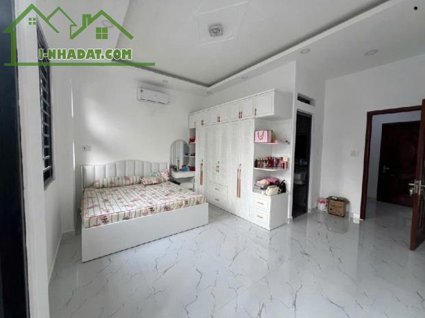 Bán nhà đẹp lung linh ở ngay Nguyễn Thị Tần, xe hơi ngủ nhà, 70m2, SHR, HCĐ, chỉ hơn 11 tỷ - 2