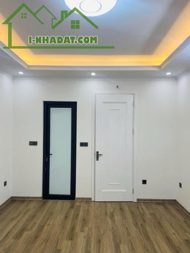 (Siêu Phẩm) Seri 15 căn nhà đẹp xây mới 30m2 x 5T tại Yên Hòa - Để ở và kinh doanh - Tin