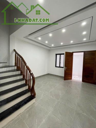 Cuối Trục Tố Hữu – 67m2*4T .30 Giây Ra Chợ ,Sân Để Oto .Kết Nối ĐL Thăng Long ,Vành Đai 4 - 1