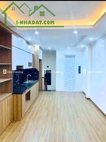 Bán nhà - Giáp nhất - Thanh Xuân, 10.5 Tỷ - 40 m2 x 6 Tầng, Thang Máy - 2