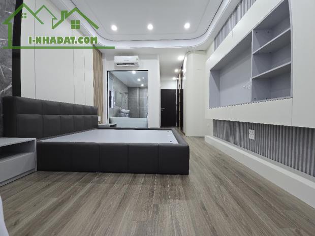 BÁN NHÀ ĐẸP, XỊN MỊN ! NGÕ 186 NGỌC THUỴ 6T thang máy, full nội thất, oto đỗ cửa chỉ - 1