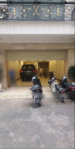 Bán nhà ngõ Ô TÔ tránh 3 nhà ra phố Hào Nam, Đống Đa 63/68m 8T Thang máy MT5,6 28 tỷ Vỉa è - 4