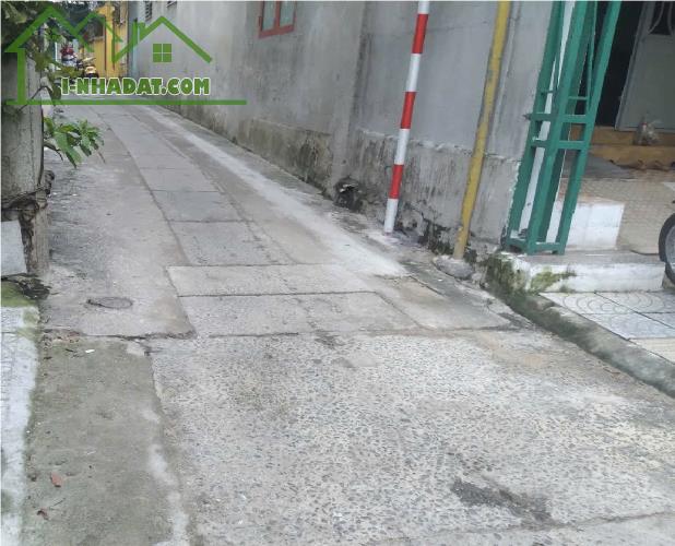 ♪ Nhà gần đường Trần Xuân Lê, 60m2, 2 tầng cứng, 4PN, 2.x tỷ - 1