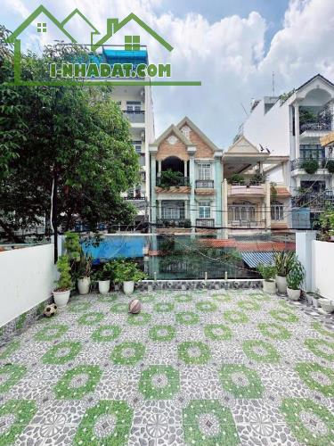 -HOÀNG HOA THÁM P13 TÂN BÌNH -  CN 144.4M2 -. NGANG KHỦNG 7M .- XE HƠI NGỦ TRONG NHÀ.