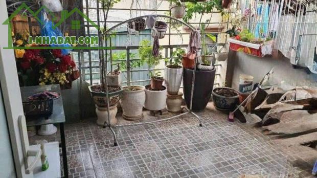 Bán Nhà Lô Góc Khu Xã Đàn – 31m2 x 6 Tầng, Đua 36m2, Ngõ Rộng Xe SH Quay Đầu – Giá Chỉ