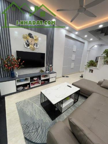 🏡 PHÁO ĐÀI LÁNG- Đống Đa. Diện tích 36m2, 4tầng, mặt tiền 5.9m, chỉ 6,5tỷ - 1